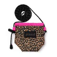 *BLUE LUG* can cooler pouch (leopard/pink)