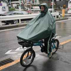 *FAIRWEATHER* packable rain poncho (algae green)