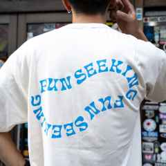 *REALM* fun seeking short sleeve t-shirt (natural)