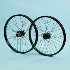 FORK&PARTS - CRUST BIKES - BRANDS / ブランド - BLUE LUG