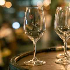 *BLUE LUG* LUG winechan glass