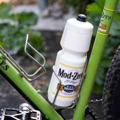 *BLACK MOUNTAIN CYCLES* mod zero water bottle (white)
