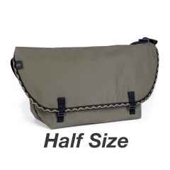 *CAMP AND GO SLOW×BLUE LUG* the messenger bag half (eastern rattler)