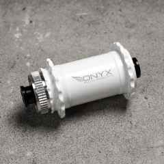 ONYX RACING PRODUCTS DISC HUB ブルーラグ ONYX RACING PRODUCTS* Helix track hub front (white frost