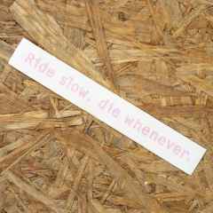 *STRIDSLAND* rsdw sticker (pink)