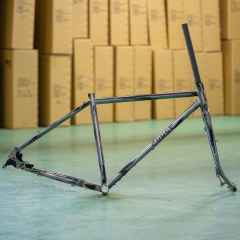 CRUST BIKES evasion XM フレームセット全て新品 CRUST BIKES Evasion Step Through Frame Set