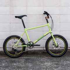 *VELO ORANGE* neutrino CUSTOM complete bike  (l/celery green)