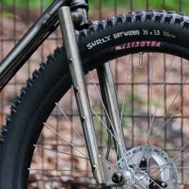 SURLY* dirt wizard tire (black) - BLUE LUG ONLINE STORE