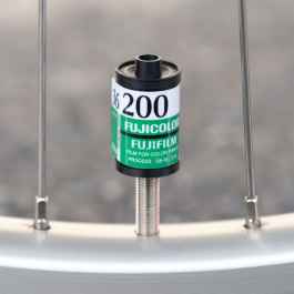 MUGSHOT NYC* film roll valve cap (fujifilm 200) - BLUE LUG ONLINE