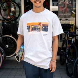 新品未使用　Tシャツ　Mサイズ　ブルーラグ　blue lug BLUE LUG* painting t-shirt (ash grey) - BLUE LUG ONLINE STORE