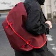 *BLUE LUG* the messenger bag (custom/wine)