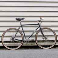 *SURLY* straggler 完成車 (52/cold blue)