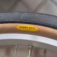 *GRAND BOIS* hetre 650B tire (black)