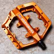 *YOSHIMURA* chilao ss large pedal limited (orange)　