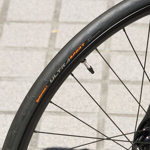 Continental Ultra Sport 2 Tire Black