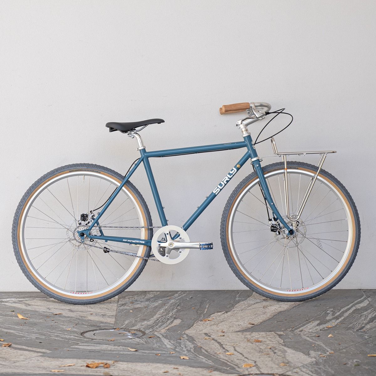 *SURLY* straggler complete bike (46/blue gray)