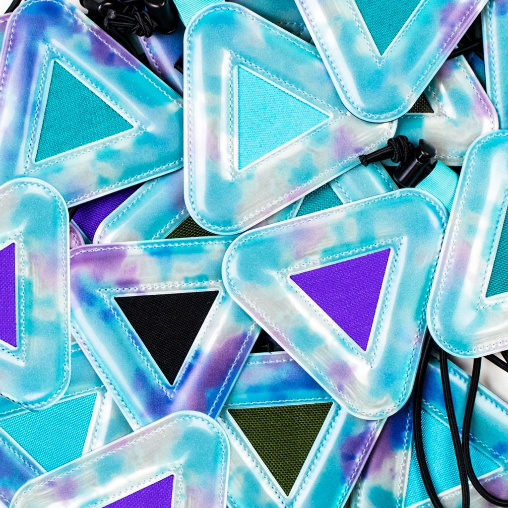 BLUE LUG* triangle reflector (sherbet) - BLUE LUG ONLINE STORE
