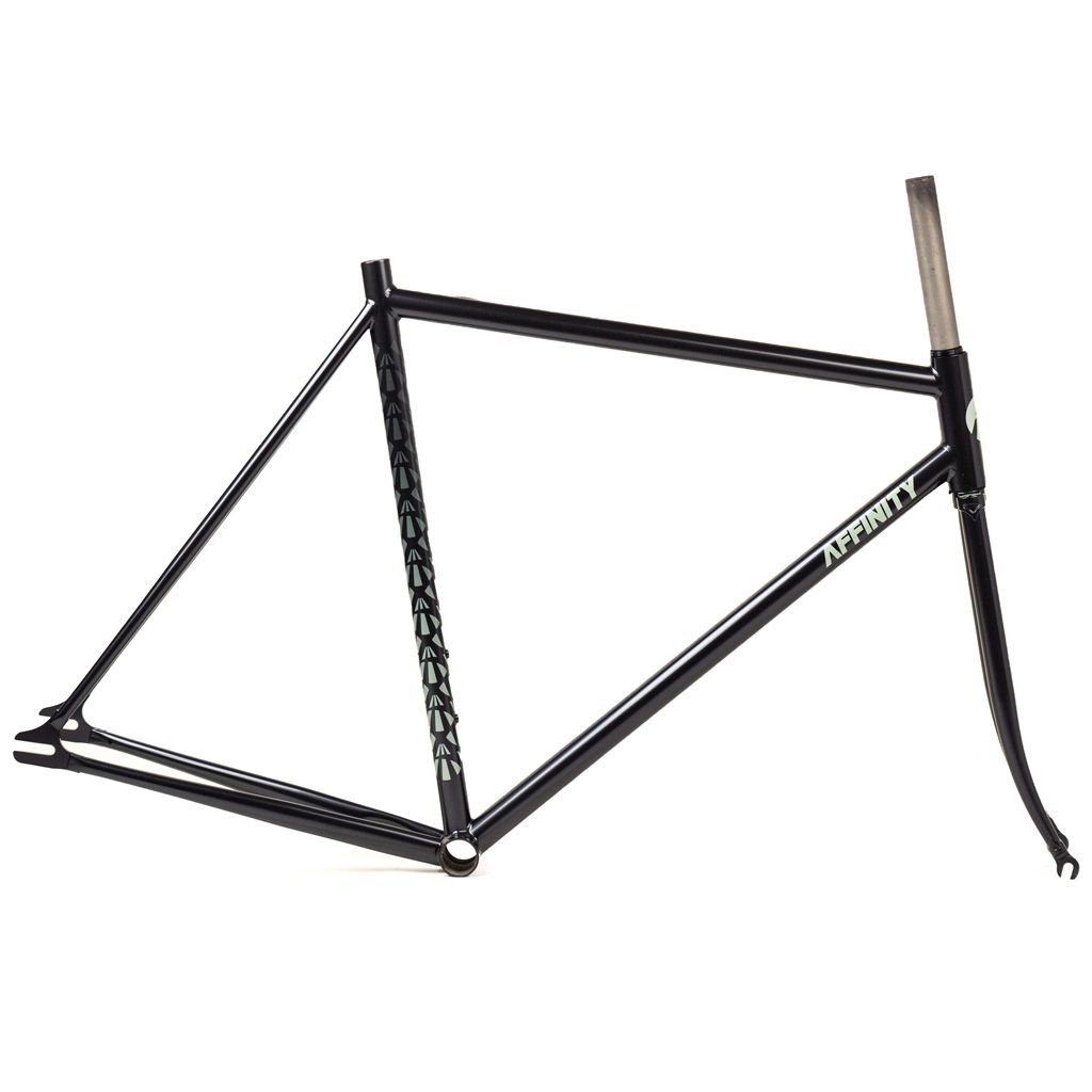 *AFFINITY CYCLES* 2022 metropolitan track frame (film grain)