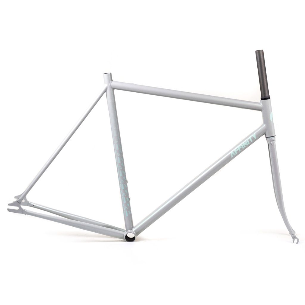 *AFFINITY CYCLES* 2022 metropolitan track frame (pearl grey)