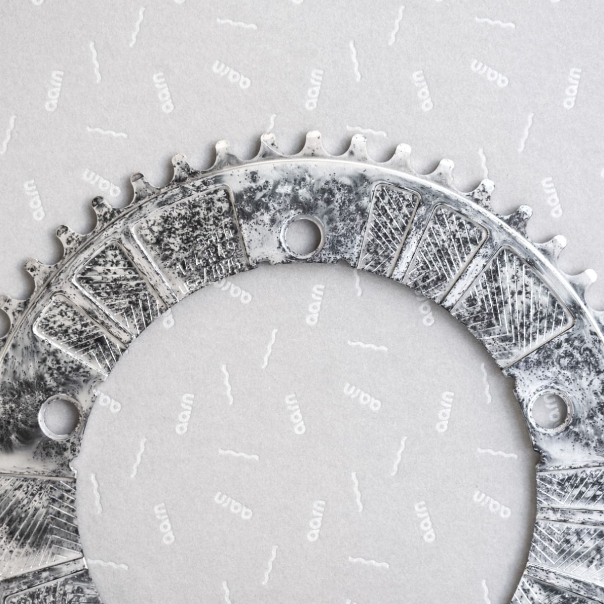 *AARN* 15-panel track chainring (acid contrast)