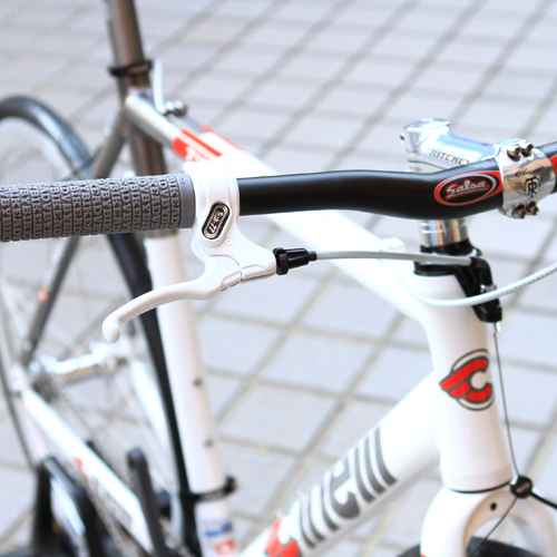 Dia compe tech 77ブレーキレバー sc-tech77-bk-slv-right_600x.