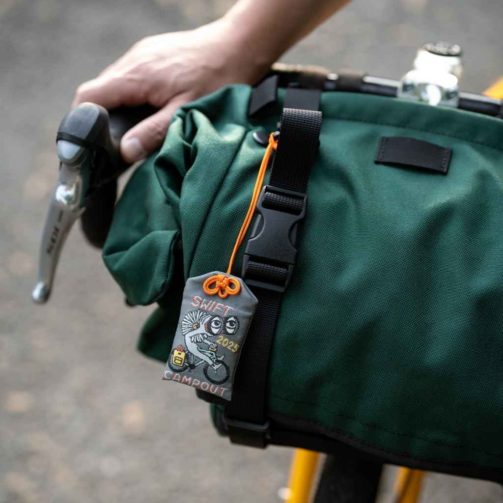 送料無料 百貨店 - omamori 2025 campout INDUSTRIES* SWIFT BLUE STORE ONLINE LUG アクセサリー