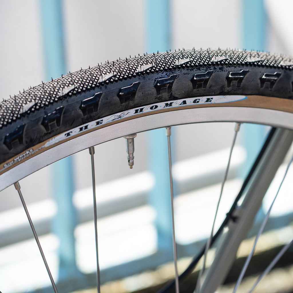 SIM WORKS* the homage tire (black/skin) - BLUE LUG ONLINE STORE