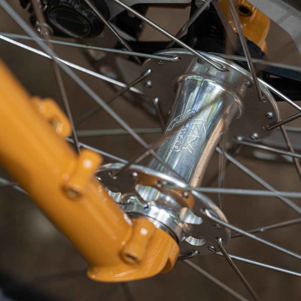 WHITE INDUSTRIES* CLD+ boost disc hub front (silver) - BLUE