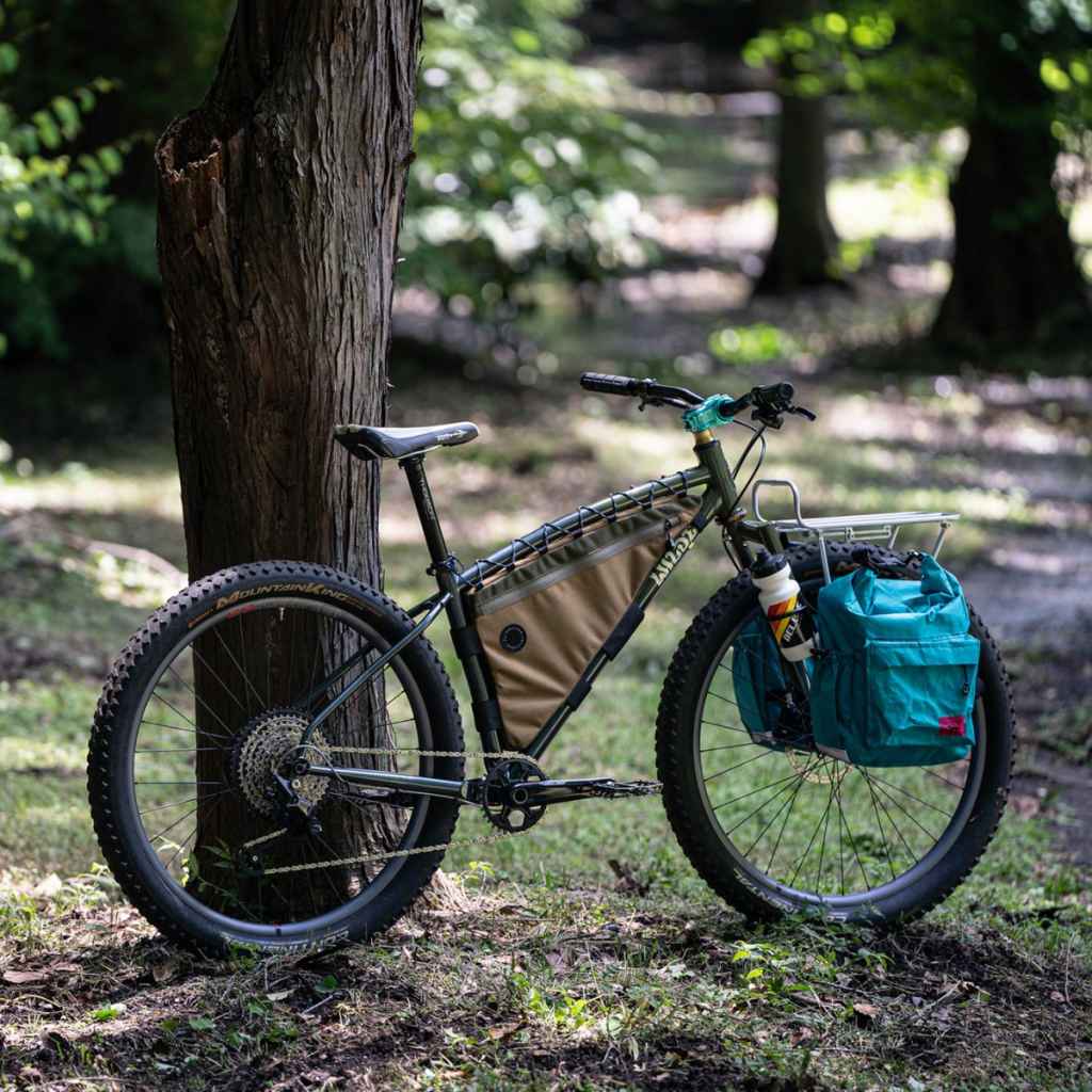 FAIRWEATHERフレームバッグ - BLUE LUG STAFF REVIEW | 自転車店