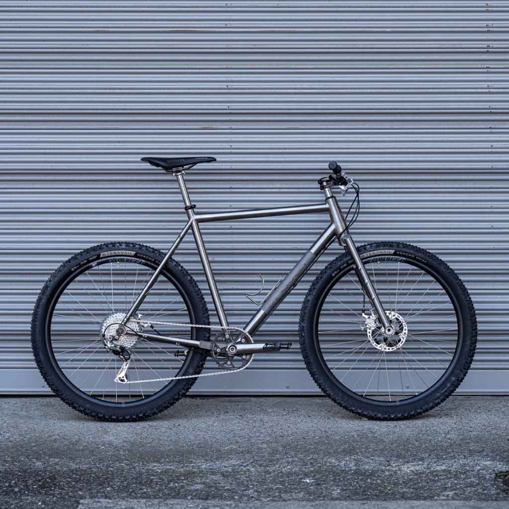 SINGULAR CYCLES* kite titanium frame set - BLUE LUG ONLINE STORE
