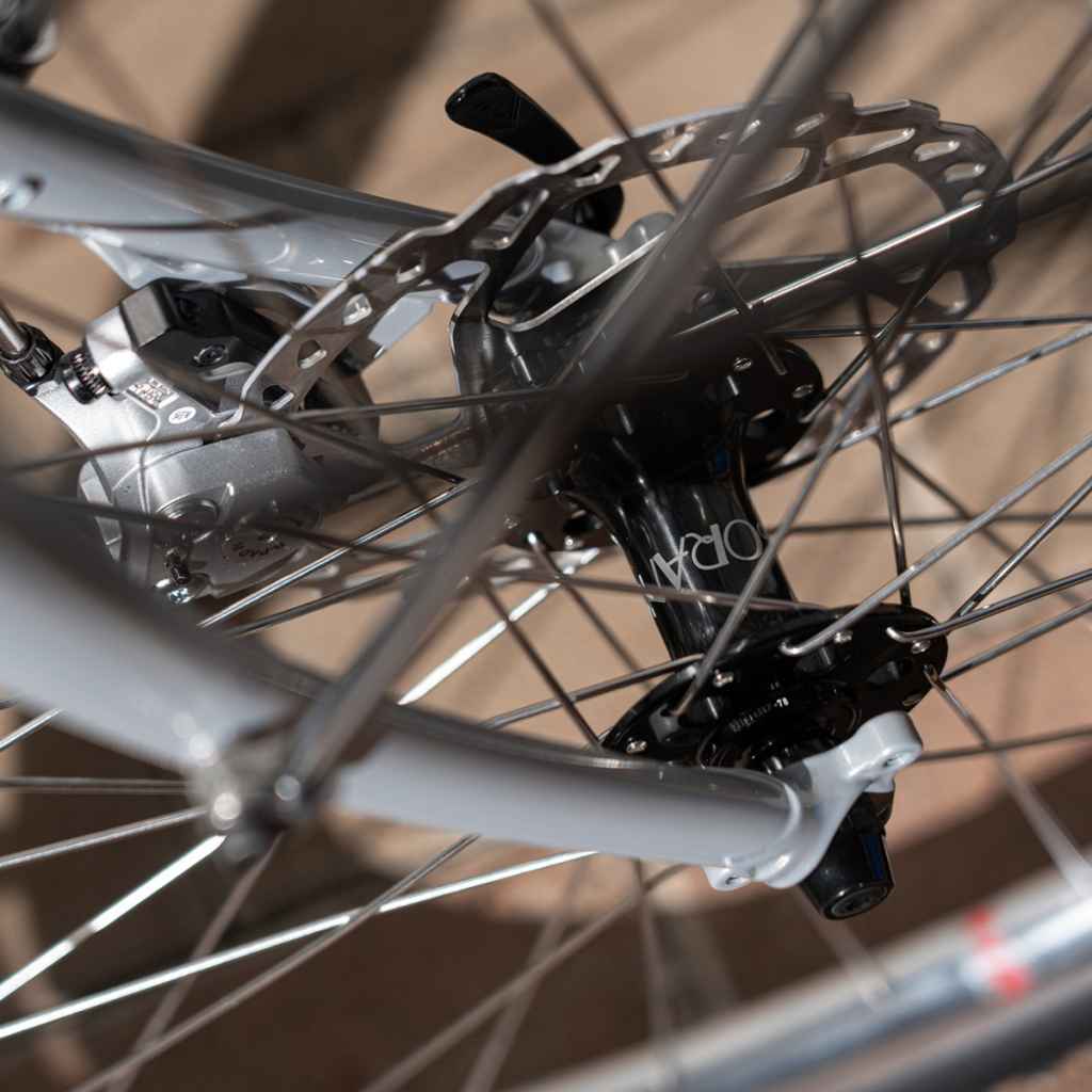 VELO ORANGE* disc hub front (black) - BLUE LUG ONLINE STORE
