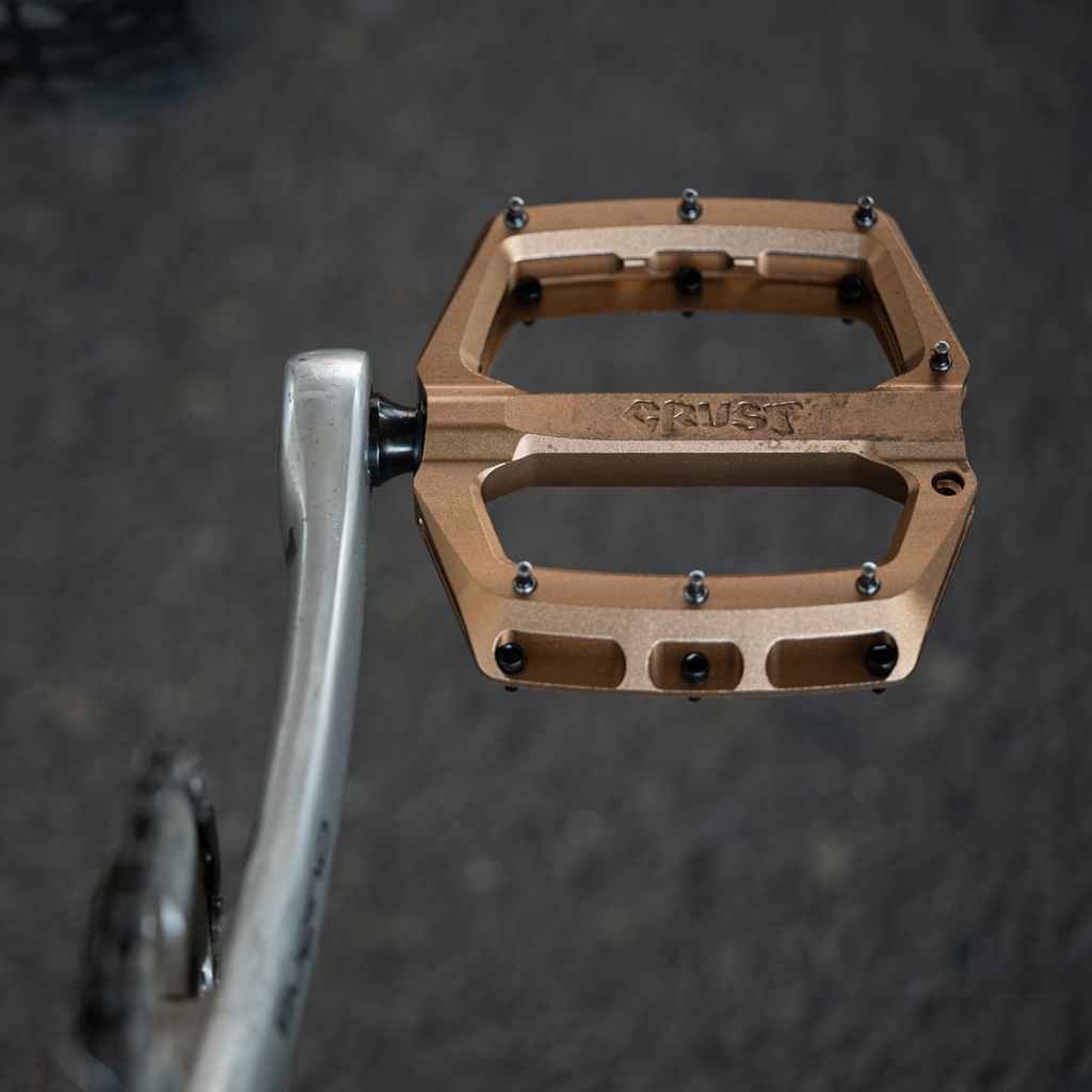 CRUST BIKES* north bank pedal (brown) - BLUE LUG ONLINE STORE
