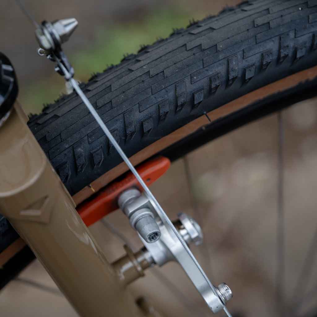 TERAVAIL* updraft tire (black/tan) - BLUE LUG ONLINE STORE
