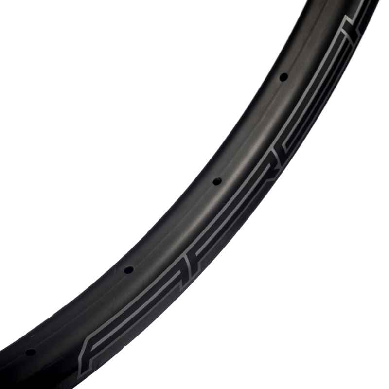 STAN'S NOTUBES* arch CB7 650B disc rim - BLUE LUG ONLINE STORE