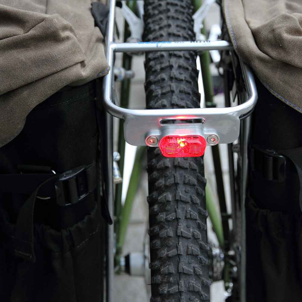 SON NABENDYNAMO* rear light rack mount (black) - BLUE LUG