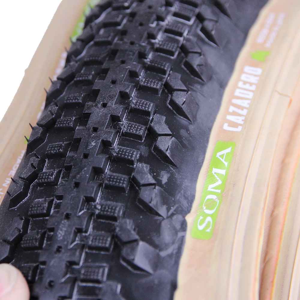 SOMA* cazadero tire (black/skin) - BLUE LUG ONLINE STORE