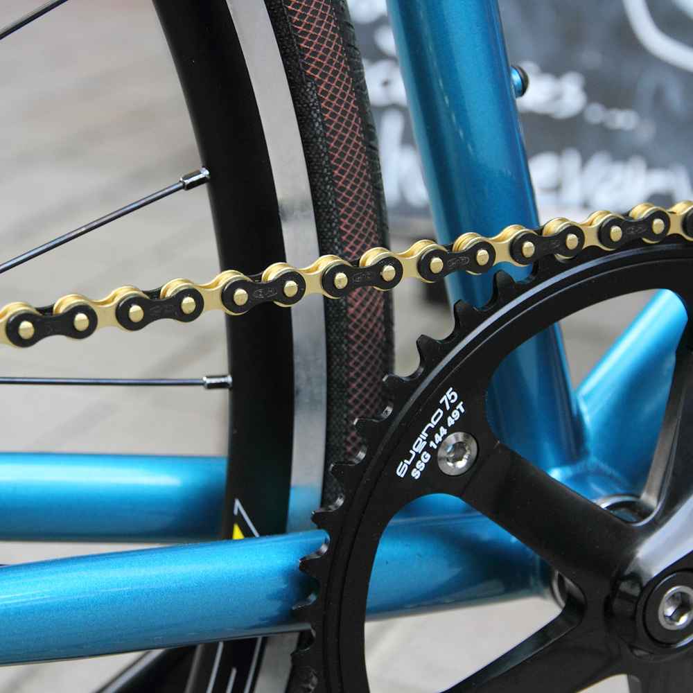 IZUMI* jet black bicycle chain (gold) - BLUE LUG ONLINE STORE