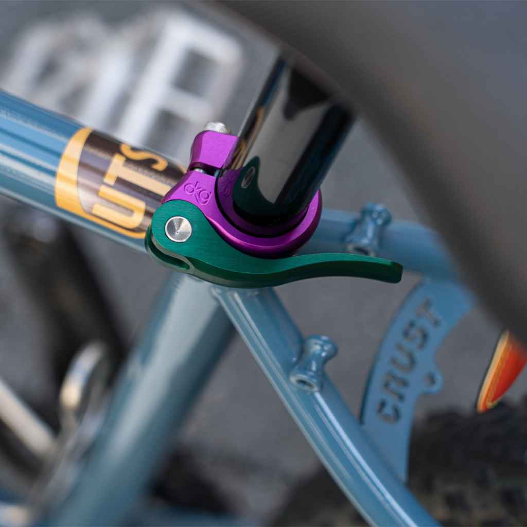 DKG* flip lock clamp (gold) - BLUE LUG ONLINE STORE