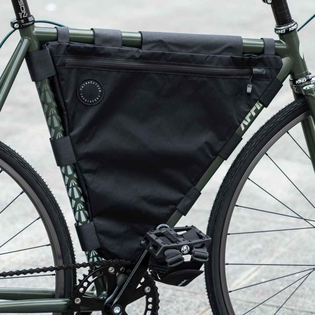 FAIRWEATHER* frame bag for lo pro (x-pac black) - BLUE LUG