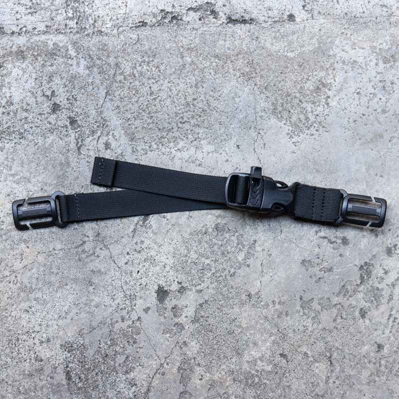 BLUE LUG* whistle strap (black) - BLUE LUG ONLINE STORE