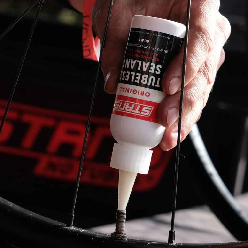 STAN'S NOTUBES* original tire sealant - BLUE LUG ONLINE STORE
