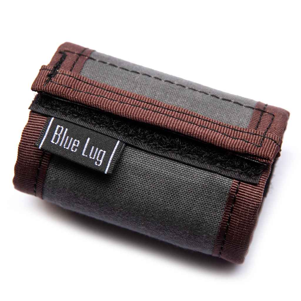 BLUE LUG* frame pad nano (wax gray) - BLUE LUG ONLINE STORE