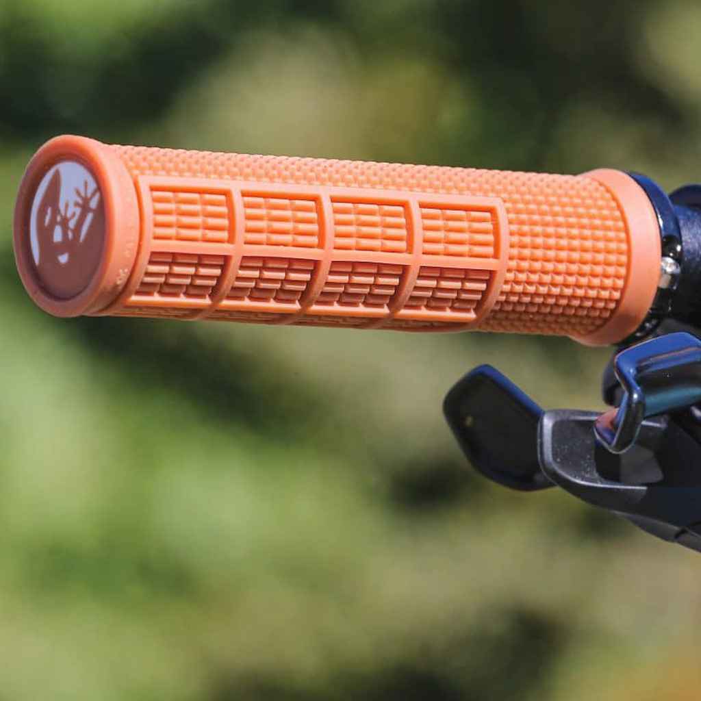 LIZARD SKINS* machine lock-on grip (olive) - BLUE LUG ONLINE
