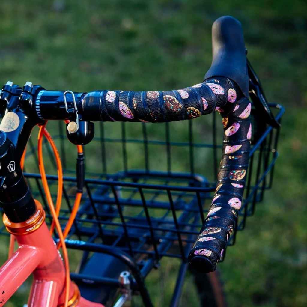 PDW* wraps bar tape with grip (donuts) - BLUE LUG ONLINE STORE