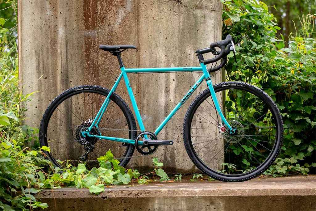 SURLY* straggler / BUILT BY BLUE LUG - CUSTOMER'S BIKE