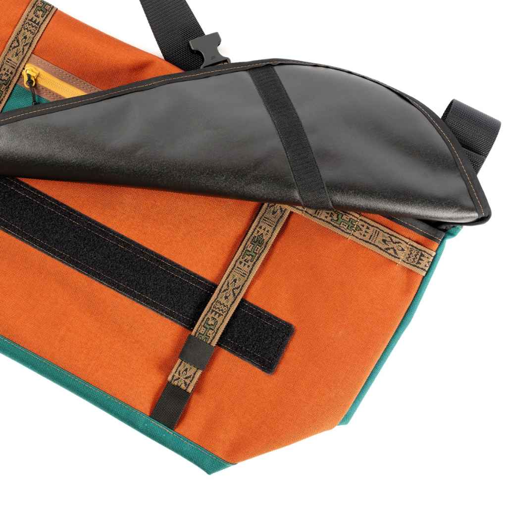 BLUE LUG* the messenger bag (custom/brick/green) - BLUE LUG