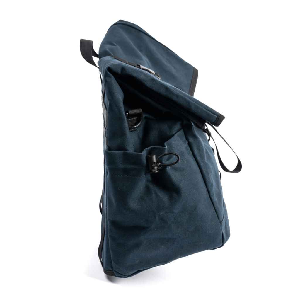 FAIRWEATHER* brompton bag (waxed canvas/navy) - BLUE LUG ONLINE STORE
