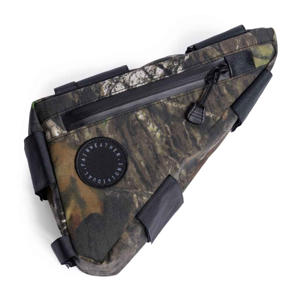 FAIRWEATHER* corner bag (cordura/tree camo) - BLUE LUG ONLINE STORE