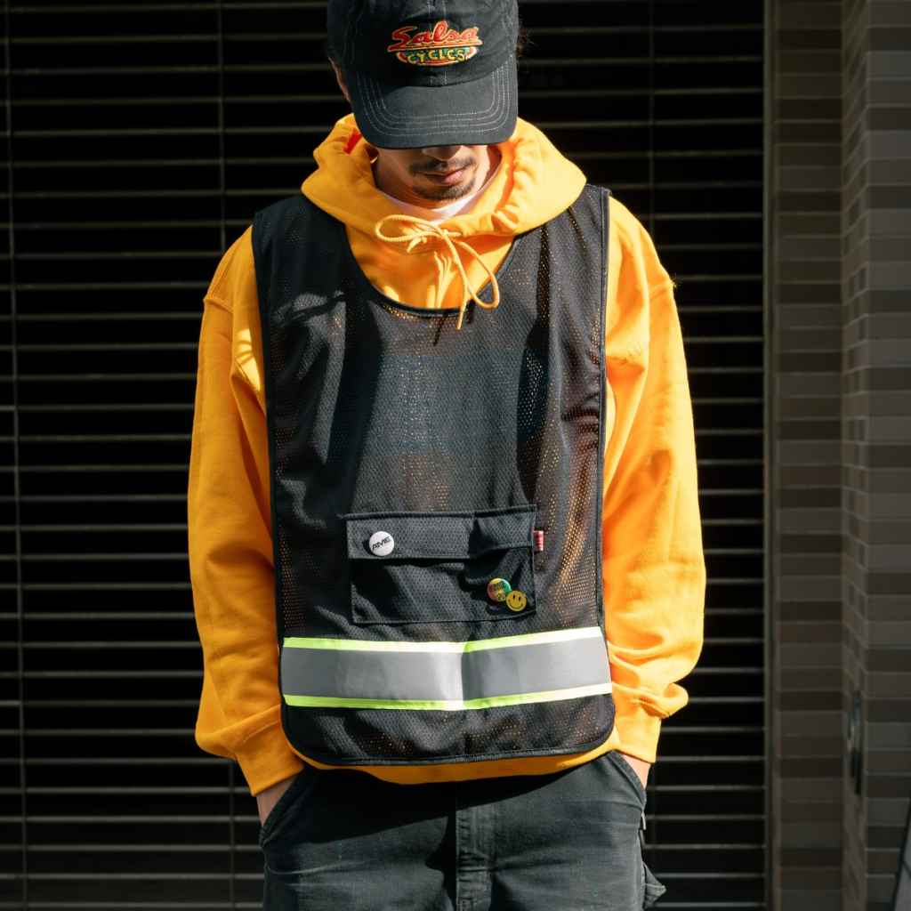 BLUE LUG* kangaroo safety vest (black) - BLUE LUG ONLINE STORE