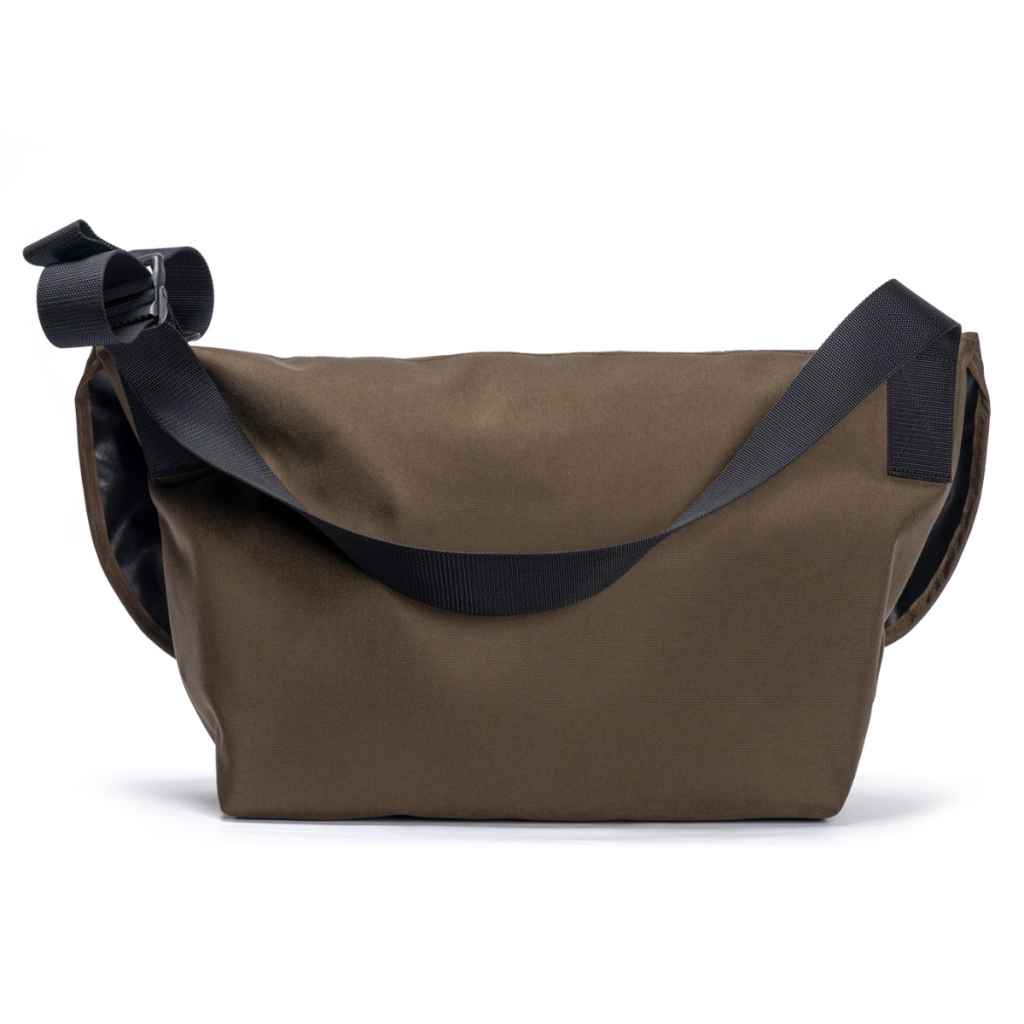 BLUE LUG* the messenger bag (brown/pocket) - BLUE LUG ONLINE STORE